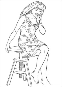 Coloriage Barbie en robe à imprimer et colorier